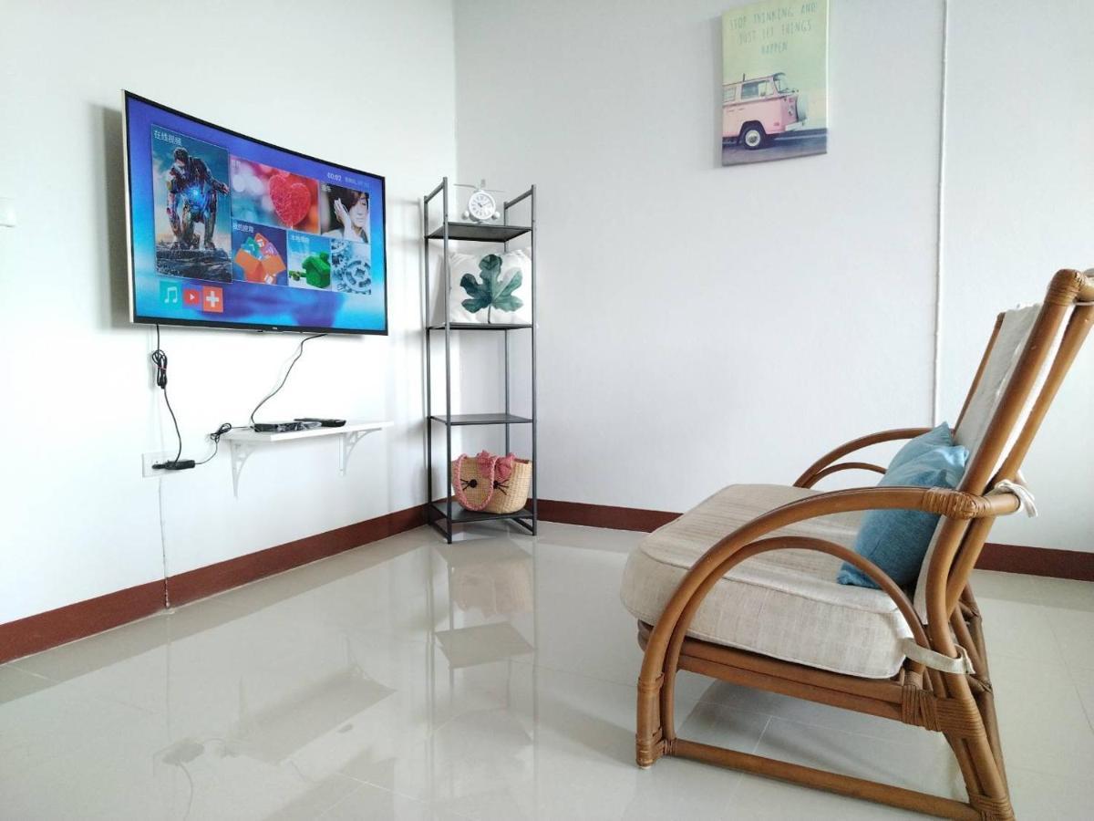 Supanich Condo Opposite The Train Station Chiangmai 치앙마이 외부 사진